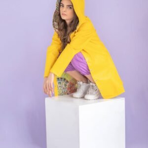 Chubasquero Solar Bloom – Amarillo Vibrante